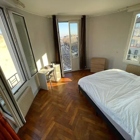 アパート Spacious With Balconies Downtown